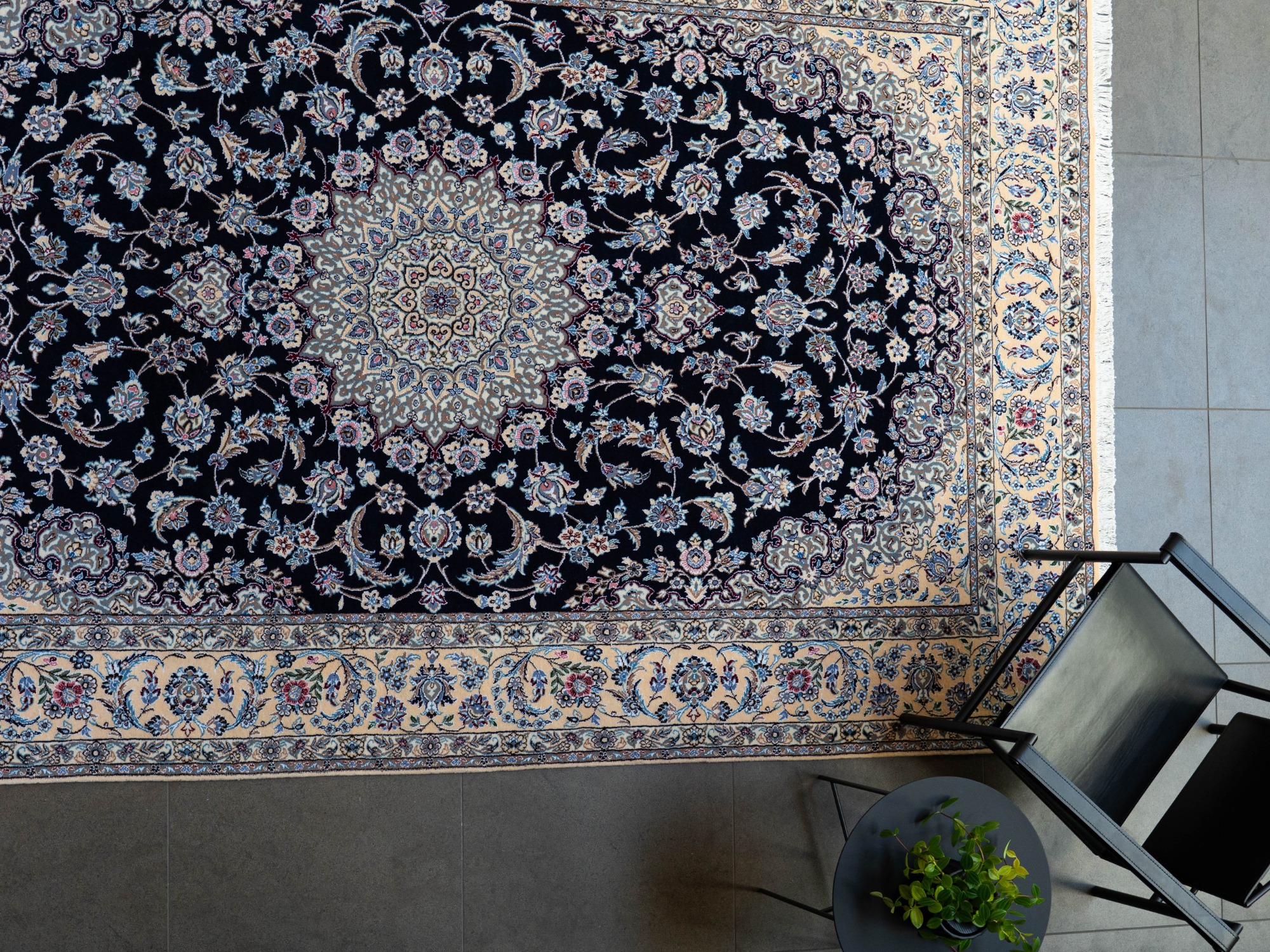 使用事例⑤ ナイン